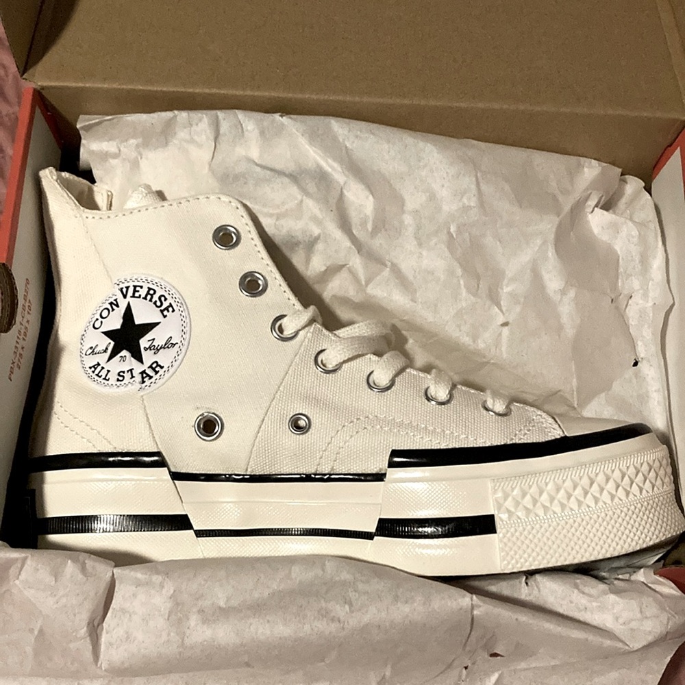 NIB Converse chuck 70 plus hi